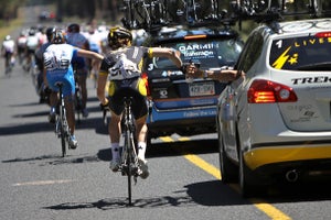 2010 Cascade Classic, stage 1, feed zone