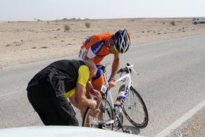 2011 Tour of Qatar. Maarten Tjallingii wheel change 2011 Tour of Qatar. Maarten Tjallingii wheel change