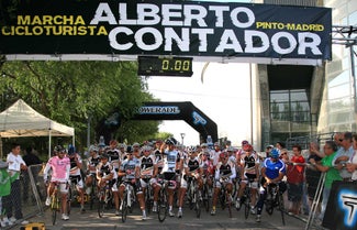 wxIMG_4048 Contador made the announcement at the Marcha Alberto Contador.