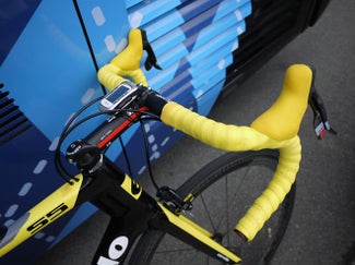 Yellow cockpit Riding the Cervelo S5
