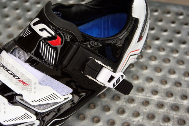 Quick Look: Louis Garneau Carbon Pro Team shoes - Velo