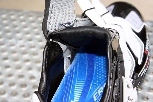 Quick Look: Louis Garneau Carbon Pro Team shoes - Velo