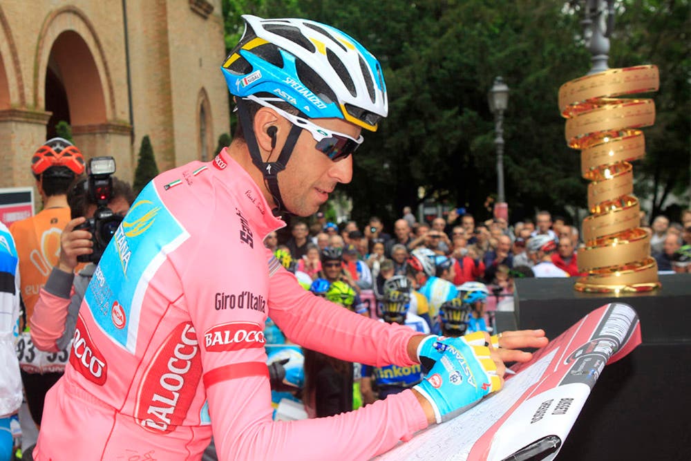 Nibali doesn't want foul weather, even if it benefits his pink jersey run