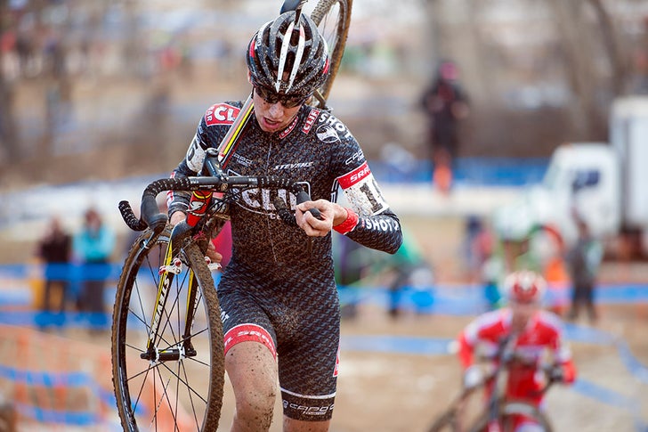 U23