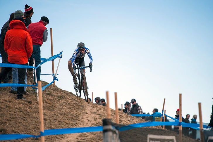 U23