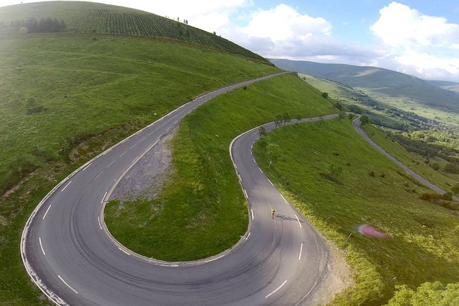 Col Collective climbs the Peyresourde (Luchon) - Velo