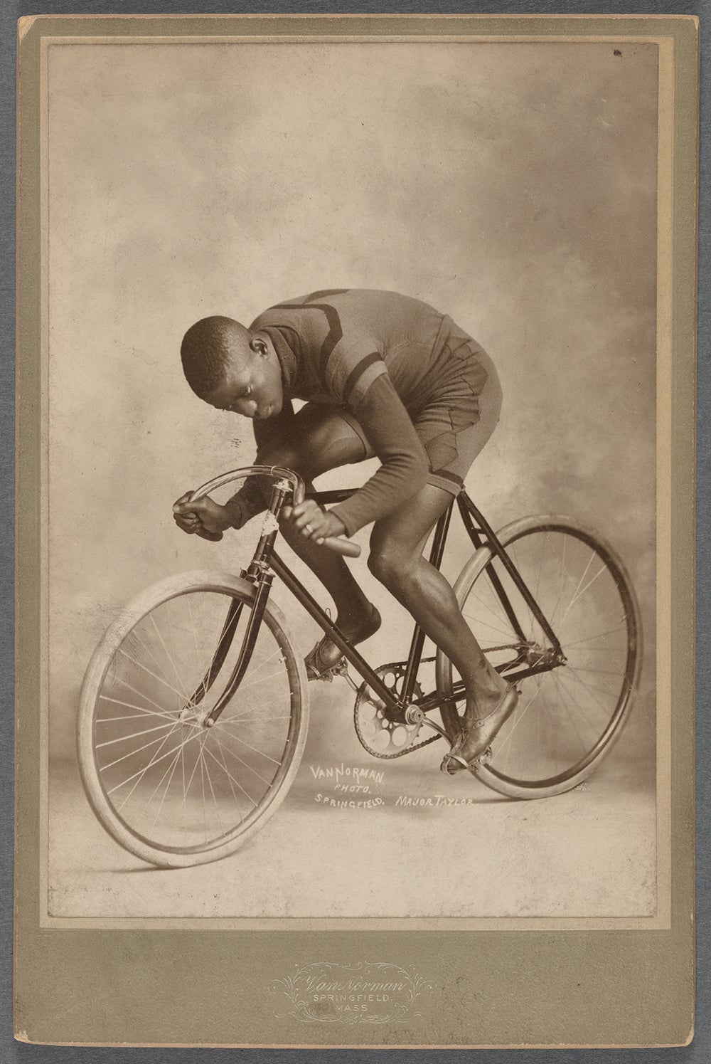 Vintage store bicycle race