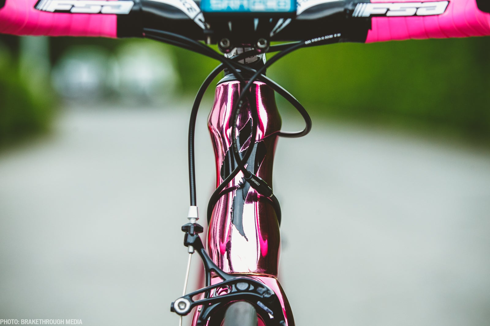 Specialized road on sale bike pink