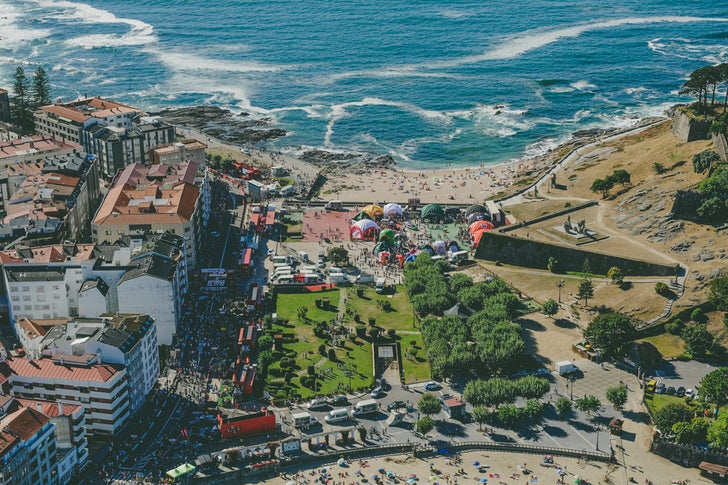 2016