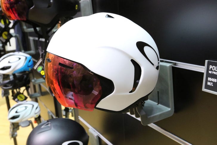 oakley aero bike helmet