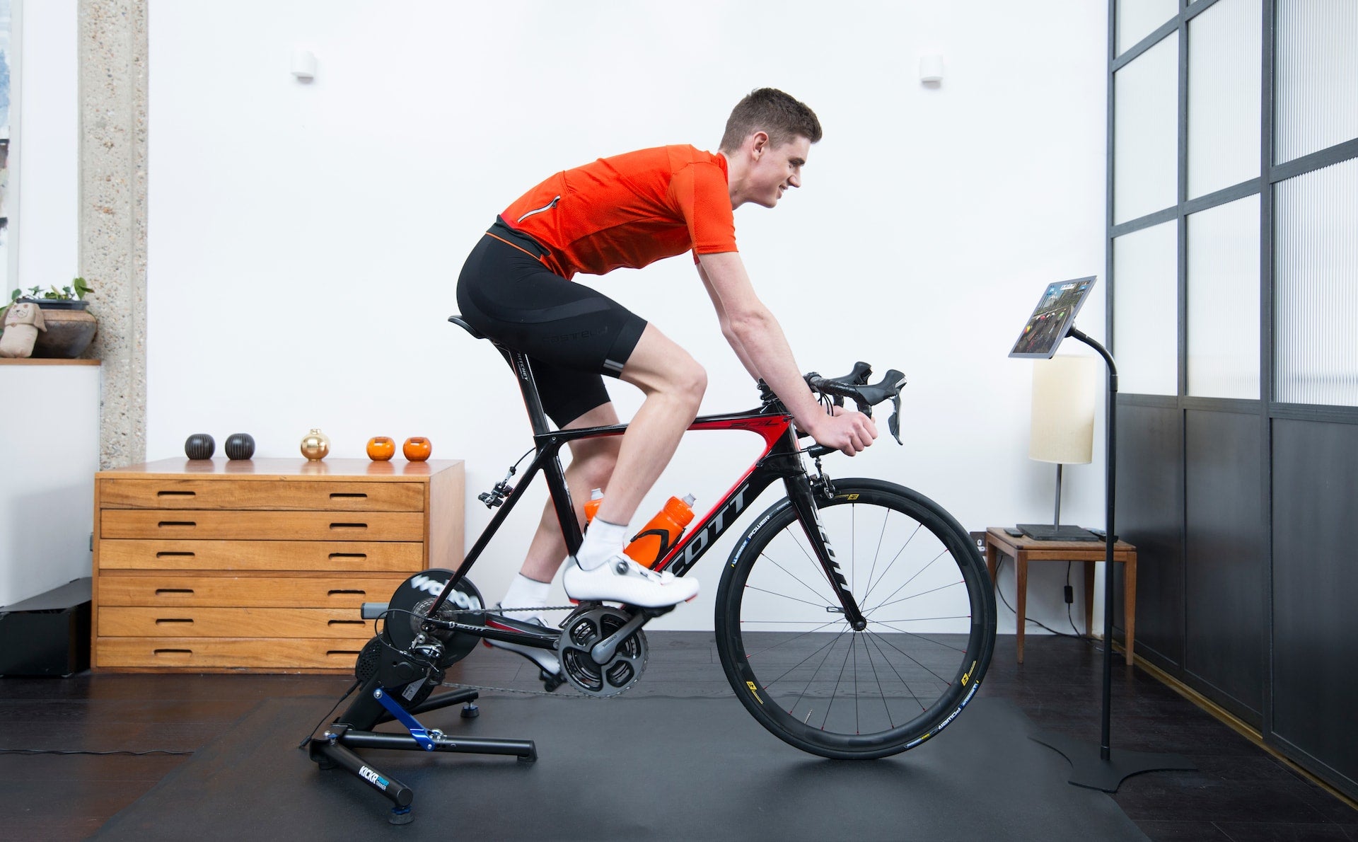 Classic bike trainer online for zwift