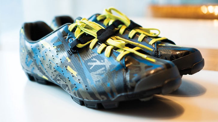 SHOE