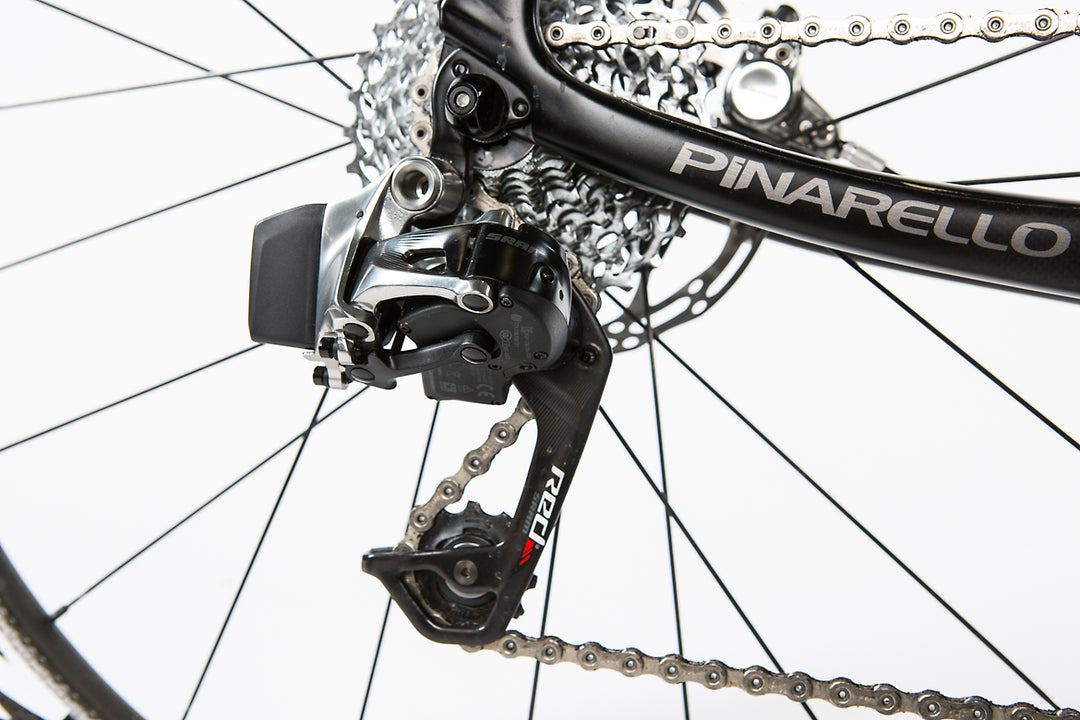 Ultegra r8000 short cage rear mech with some sort of extended hangar. Can I  run an 11-32 cassette with this? : r/bicycling