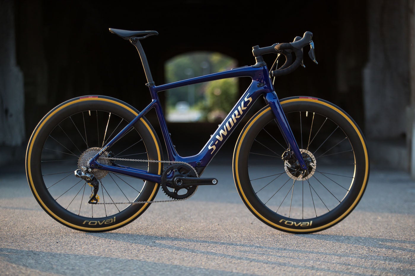 S works discount e road bike