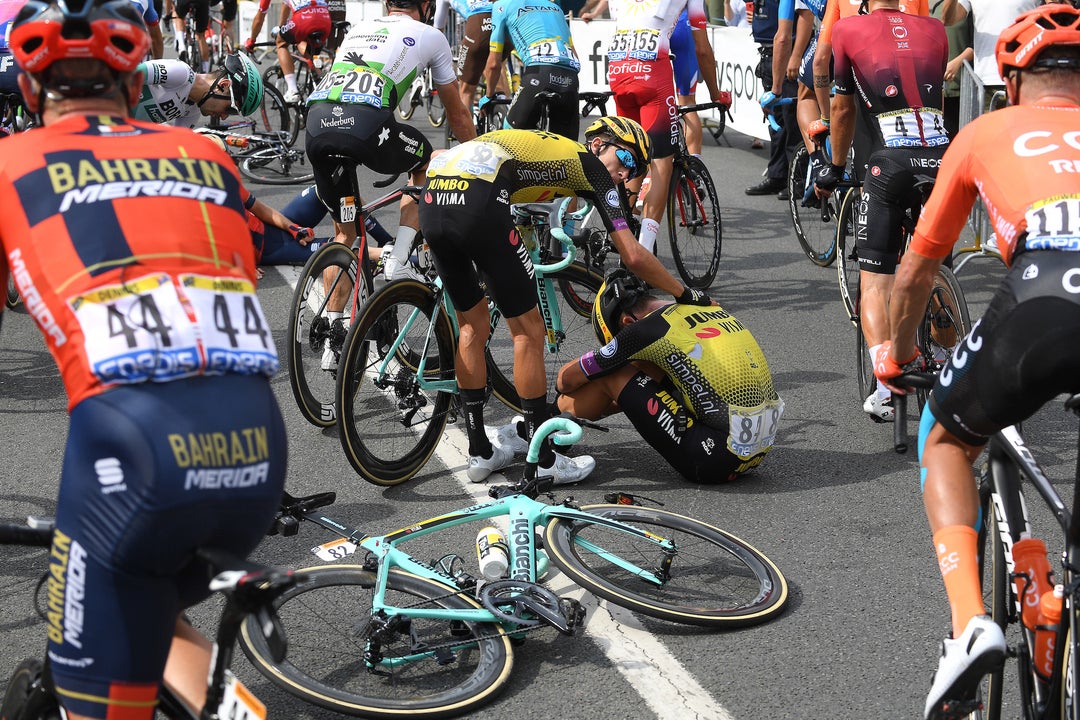 10 reasons crashes happen at the Tour de France - Velo