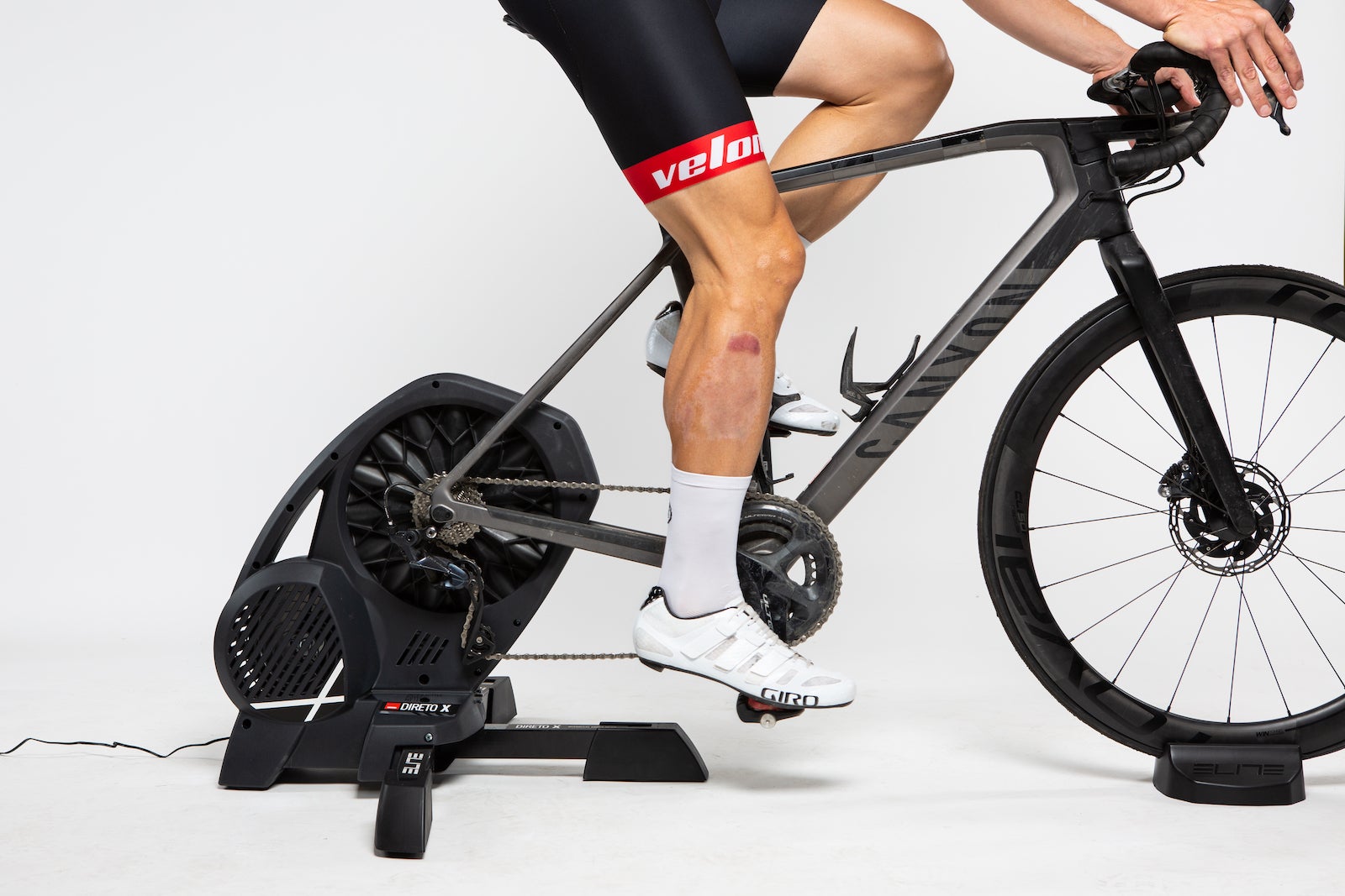 Elite direto bike store trainer