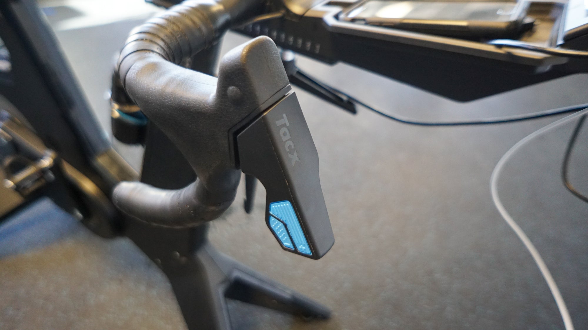 Test tacx neo online bike