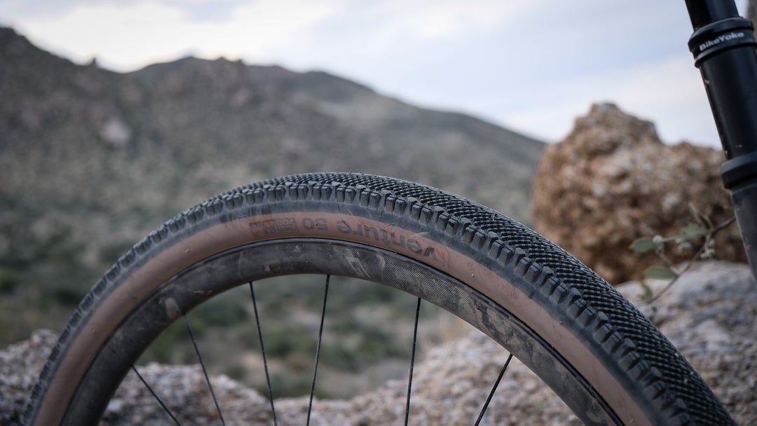 700x50 tires