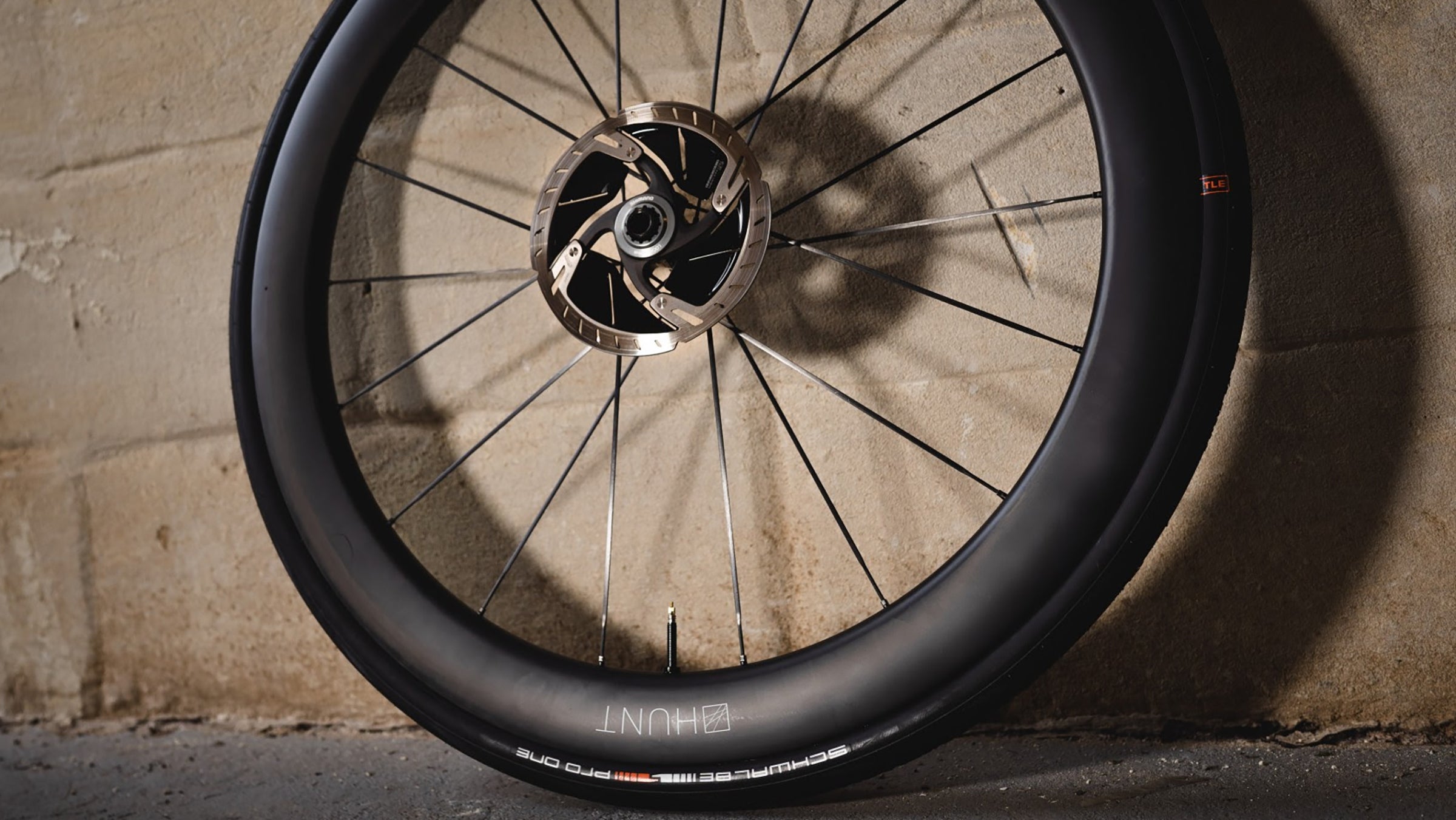 Hunt 44 and 54 UC disc wheels simplify truing carbon spokes - Velo