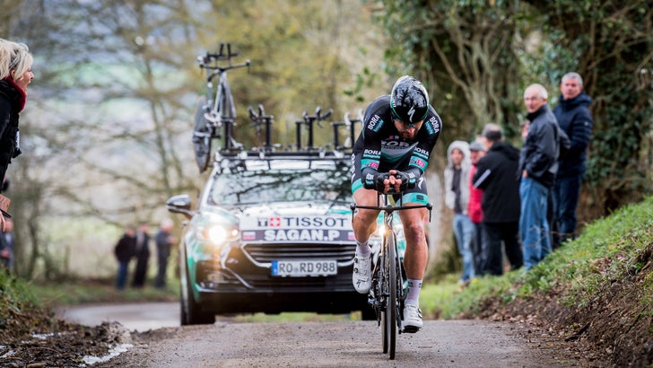 stg04_sagan01_paris-nice_2020-2400x1350