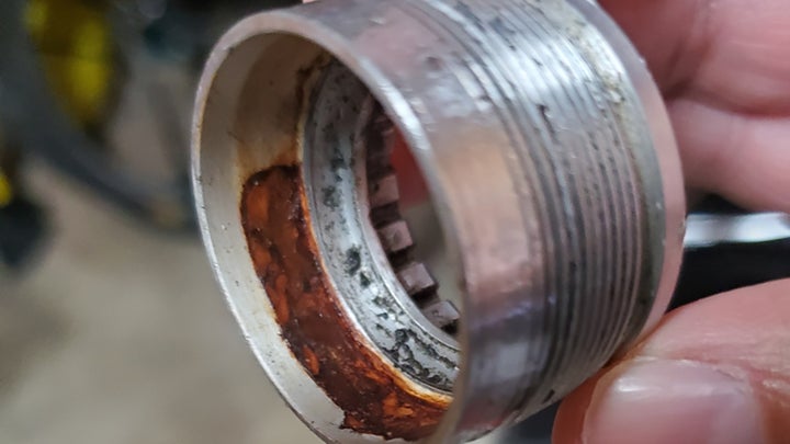 unfrozen bottom bracket