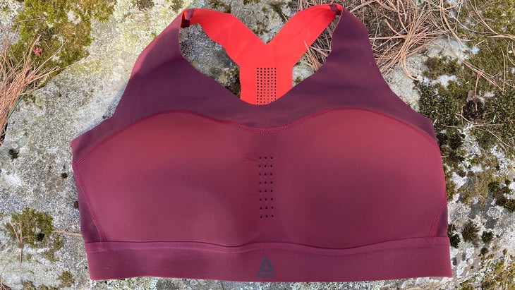 Crossfit sports bra from reebok claims to be anti-uniboob! Let's