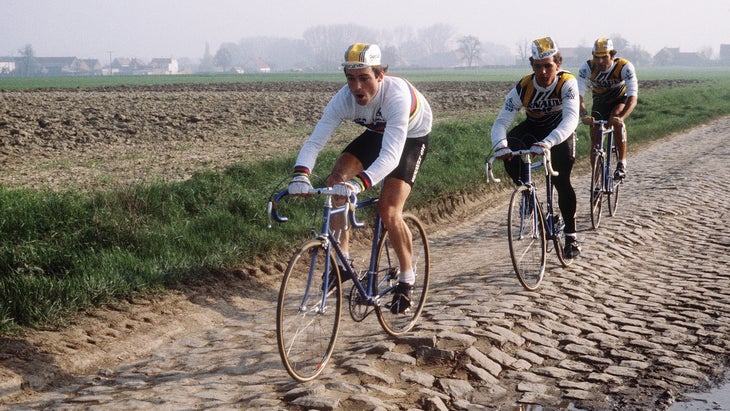 Bernard Hinault won the world championships in the region, then triumphed in the 1981 Paris Roubaix.