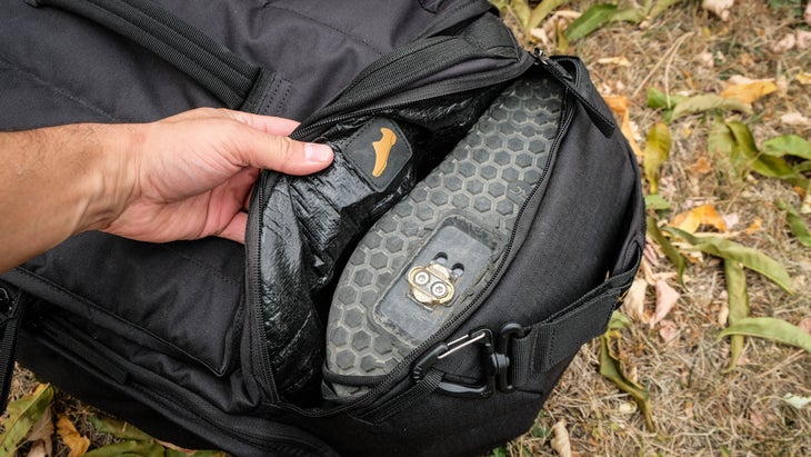 Shoe pocket
