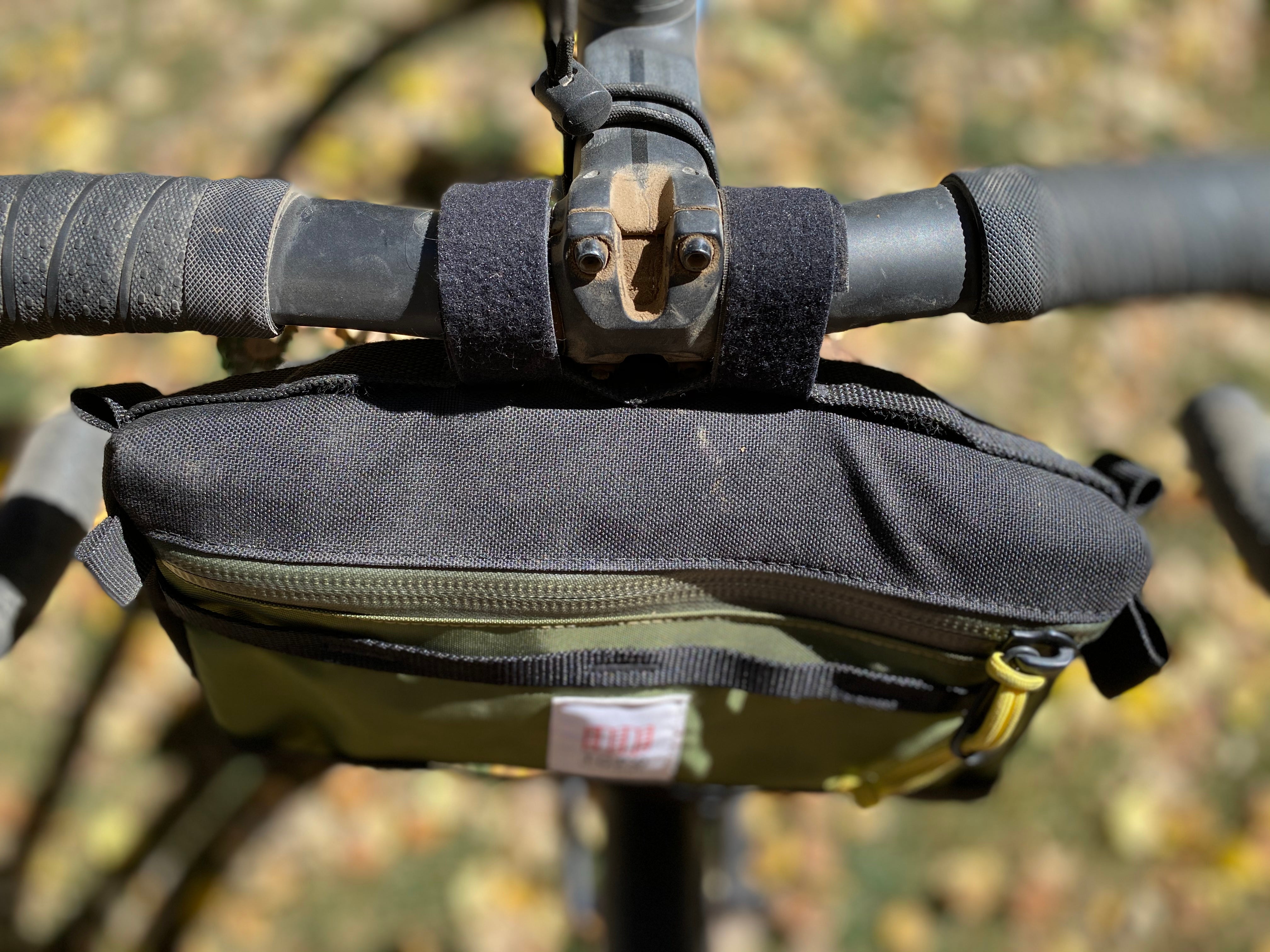 Topo handlebar deals bag