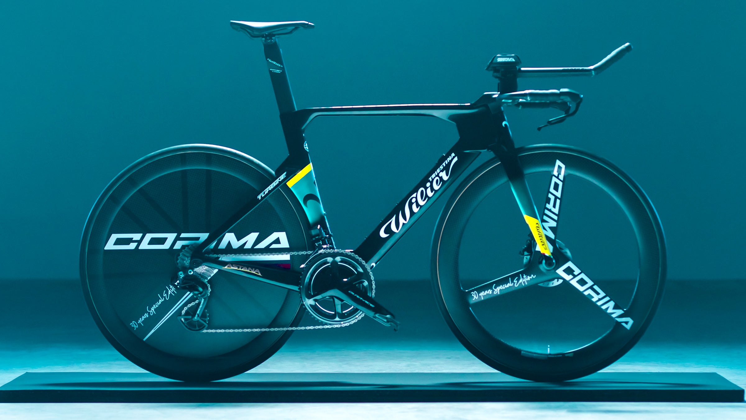 Astana pro 2025 team bikes 2021