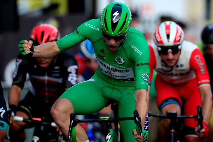Sam Bennett won in green on the Champs Elysees in 2020