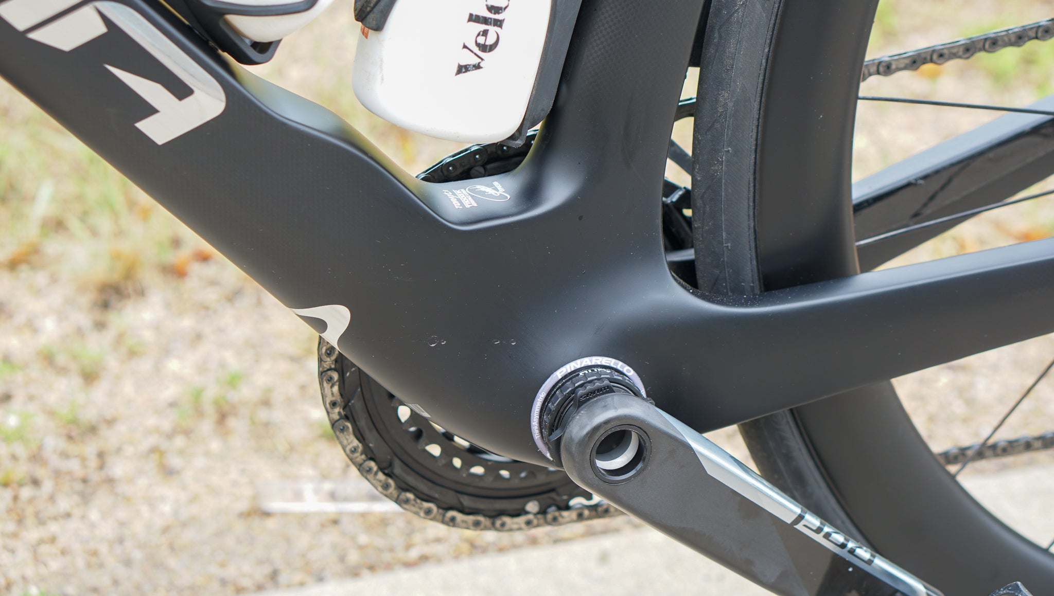 Pinarello f12 bottom sales bracket