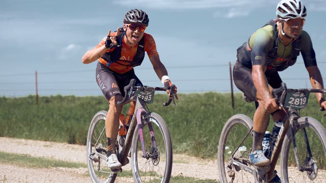 Elite riders react to Unbound Gravel's new start format, aero bar rule
