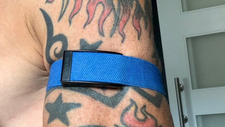 Do tattoos pose problems for the Whoop Strap 3 bicep band to get an accurate reading?