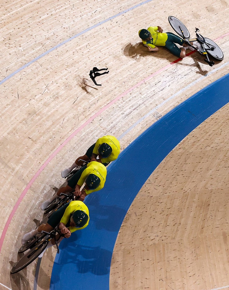 Porter was in fourth position in the team pursuit when his cockpit broke.