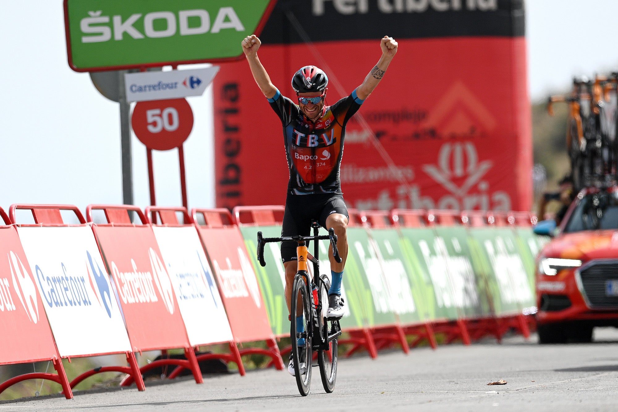 Vuelta a Espa a stage 9 Damiano Caruso scores with long solo