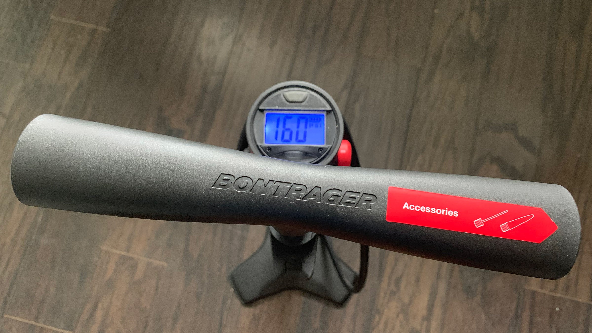 Bontrager flash best sale charger floor pump