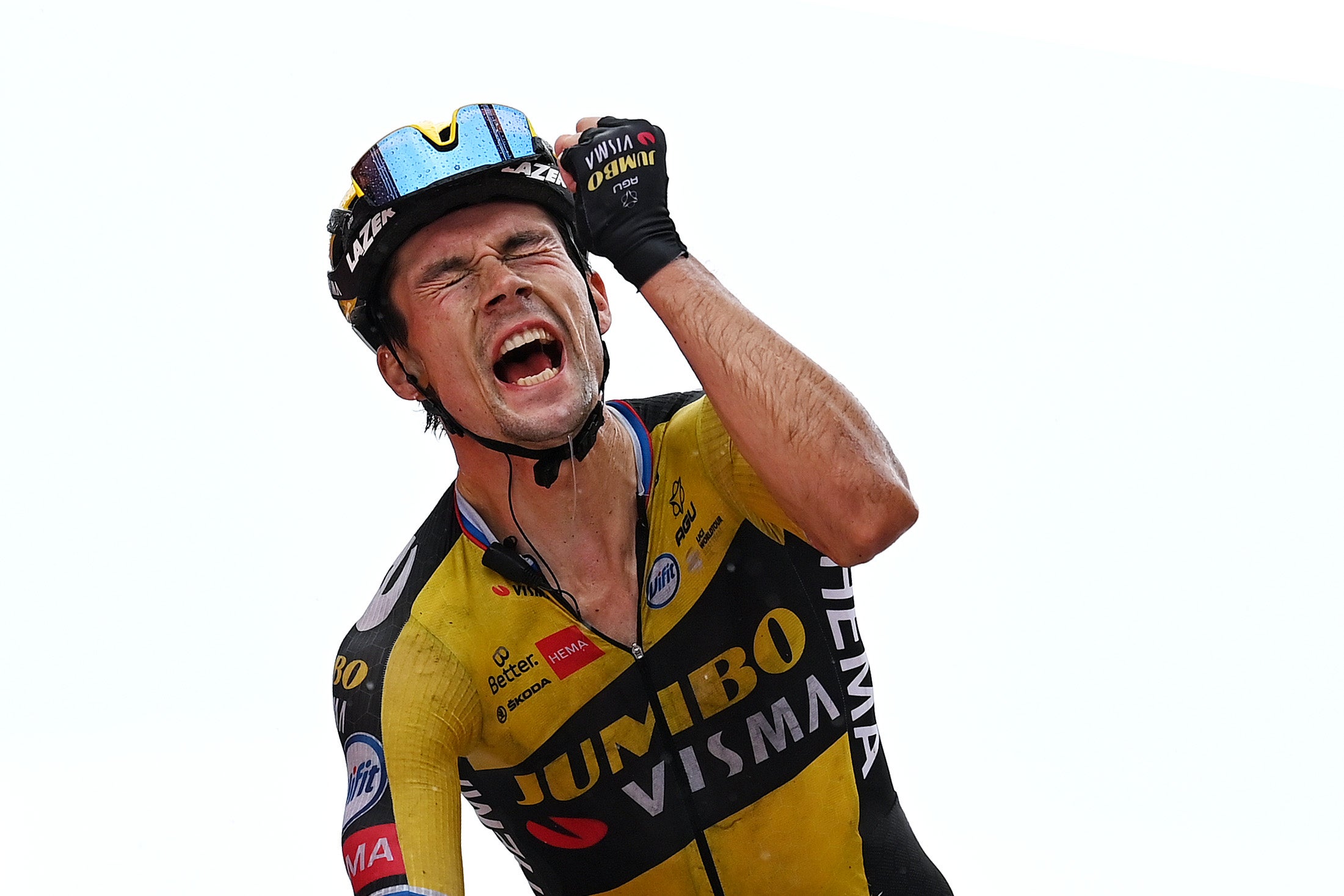 LAGOS DE COVADONGA, SPAIN - SEPTEMBER 01: Primoz Roglic of Slovenia and Team Jumbo - Visma celebrates at finish line as stage winner during the 76th Tour of Spain 2021, Stage 17 a 185,5km stage from Unquera to Lagos de Covadonga 1.085m / @lavuelta / #LaVuelta21 / on September 01, 2021 in Lagos de Covadonga, Spain. (Photo by Stuart Franklin/Getty Images)