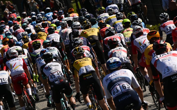 19 September 2021, Hessen, Eschborn: The field of elite riders starts to the UCI WorldTour cycling race Eschborn-Frankfurt. The 60th edition of the German cycling classic with finish in Frankfurt leads over 187.4 kilometers. Photo: Arne Dedert/dpa (Photo by Arne Dedert/picture alliance via Getty Images)
