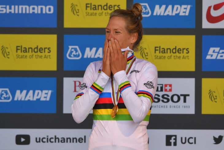Ellen van Dijk has had a strong fall with a TT world title