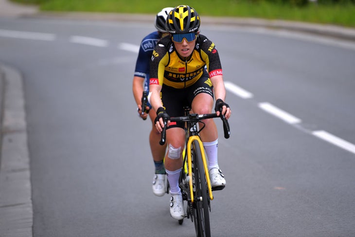 Anna Henderson on the attack at the Thuringen Ladies Tour