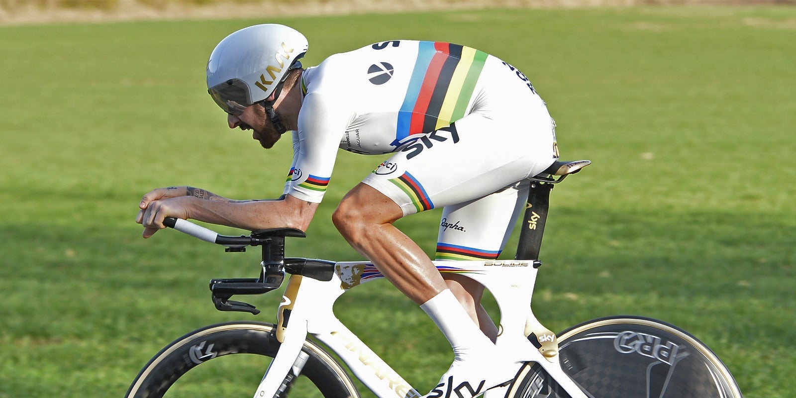 Wiggo Attempts Cycling s