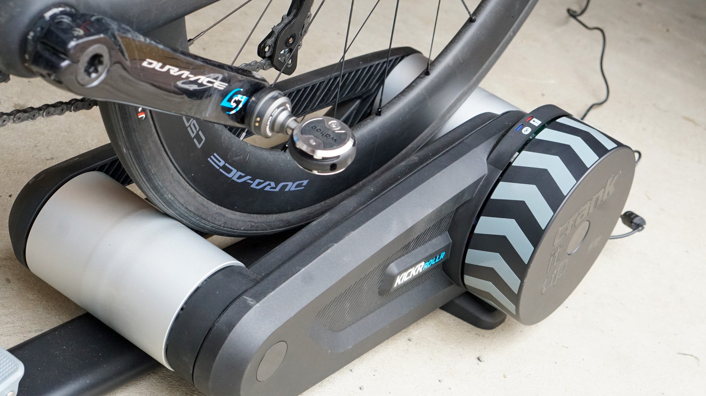 The Wahoo Kickr Rollr is a half-smart trainer on rollers - details