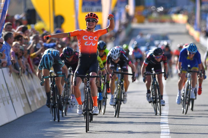 Marianne Vos won her fourth Trofeo Alfredo Binda in 2019