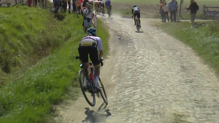 Paris-Roubaix Femmes: World champion Elisa Balsamo DQ'ed for a sticky ...