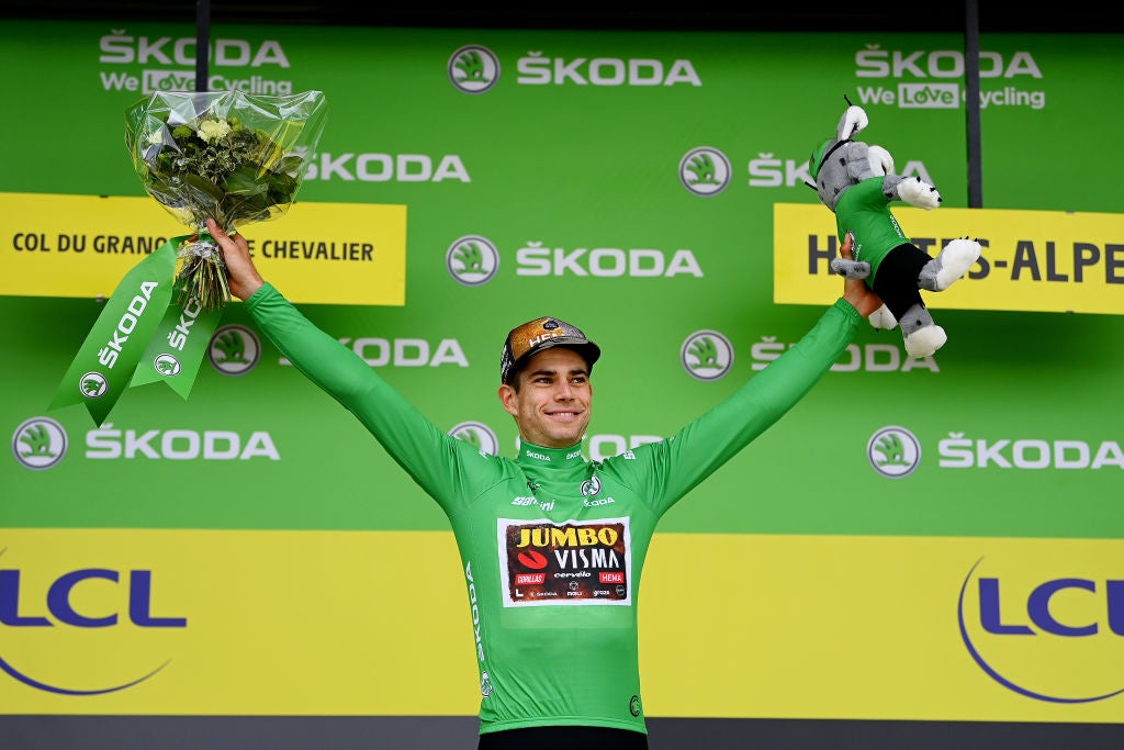 Love it or loathe it, the new green jersey at Paris-Nice is on its way to  the Tour de France - Velo