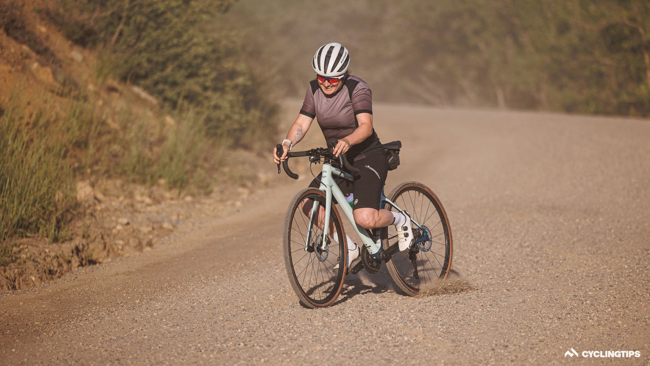 Synapse discount gravel bike