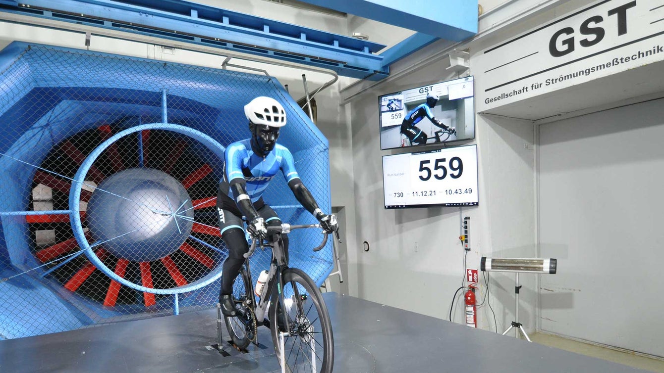 The new 2023 Giant Propel aims to be the ultimate full-aero