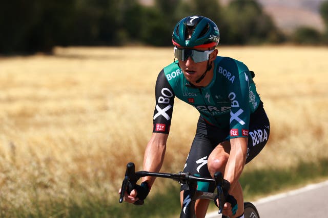 Jai Hindley endures 'shock to system' in first hit out since Giro d'Italia win