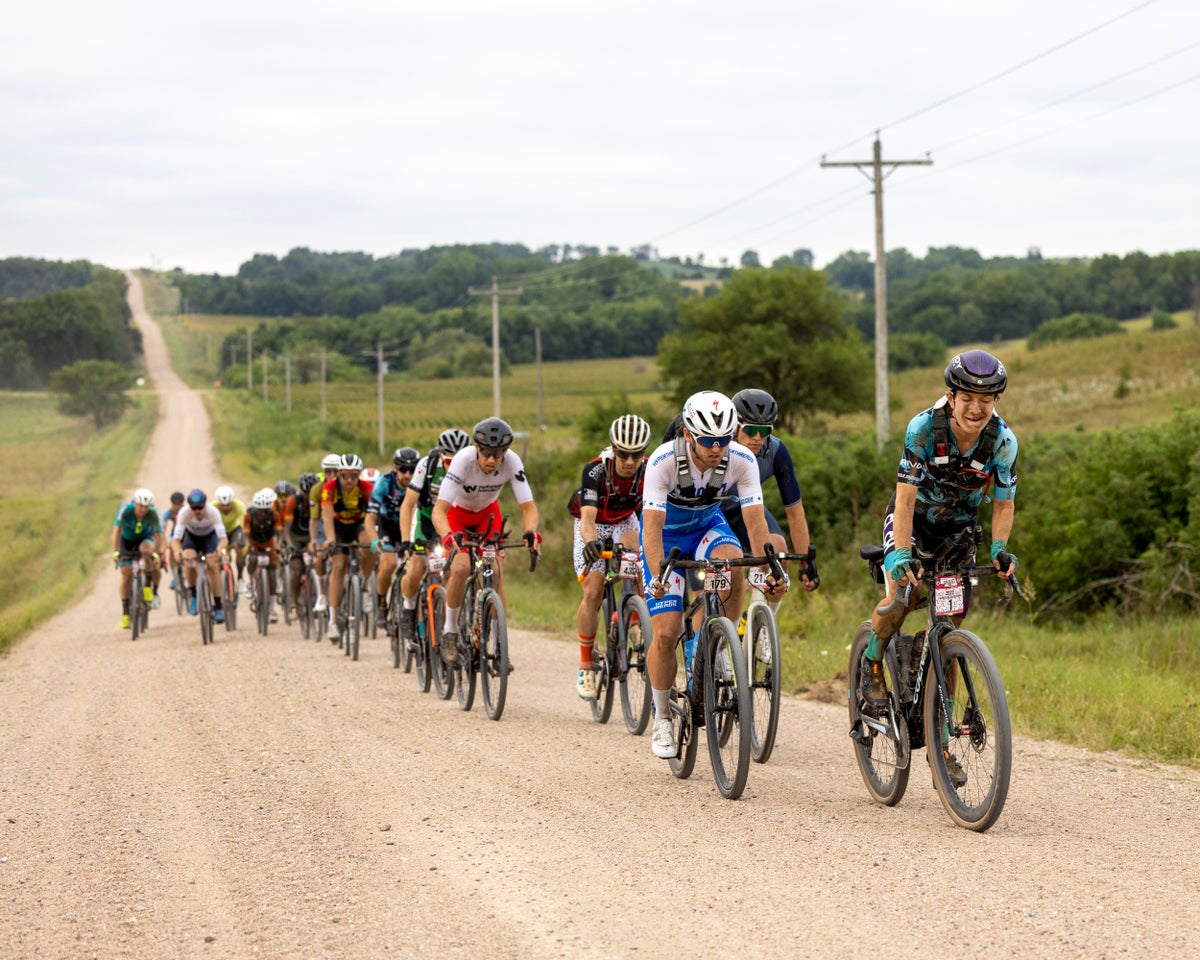 Gravel Worlds Lauren De Crescenzo retains her crown, Adam Roberge wins